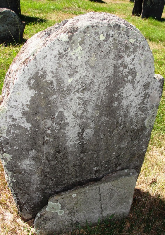 Gravestone of Ebenezer Metcalf