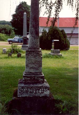Monument of the Aaron and Laura (Harrison) Smith family