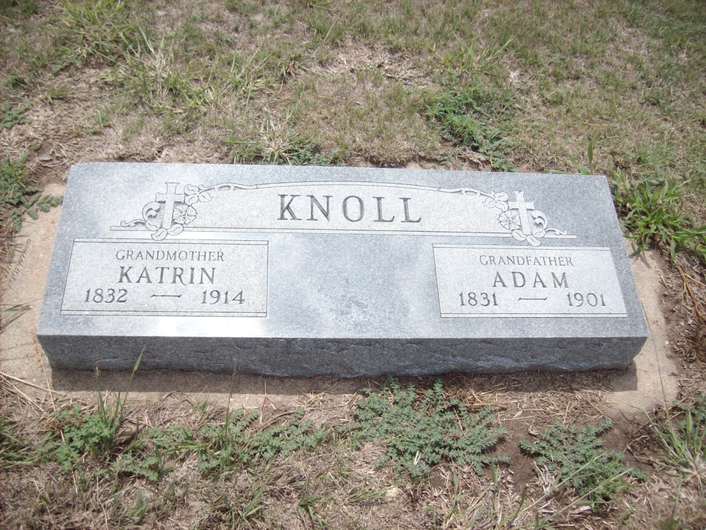 Gravestone of Katrin and Adam Knoll